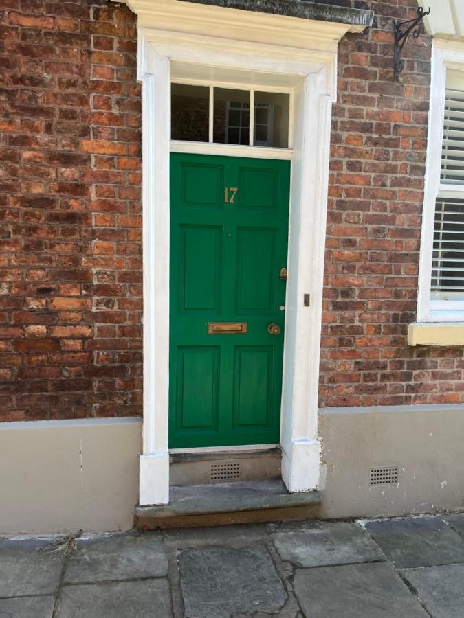 18Th Century Townhouse In Chester City Centre Exterior foto